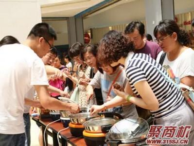 闆囦汉鎺掗槦鐜╁璺紝濂椾綇鐨勬槸璋侊紵鎳傜粡钀ョ殑鑰佹澘鍛婅瘔浣犲紩鏉ユ帓闃熺璇€_4